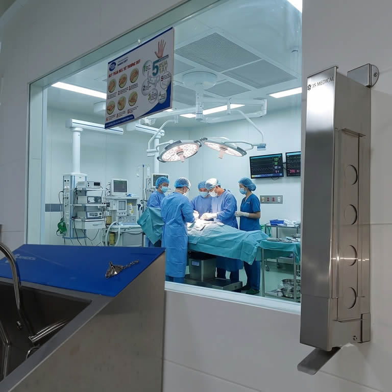 Hộp đựng bàn chải phẫu thuật