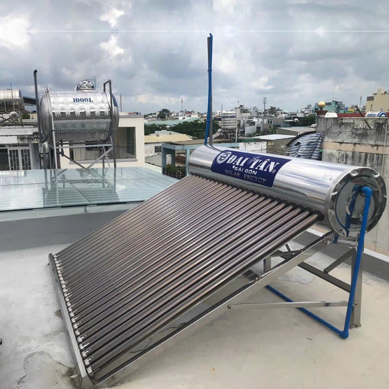 Máy nước nóng mặt trời 260 lít Đại Tân