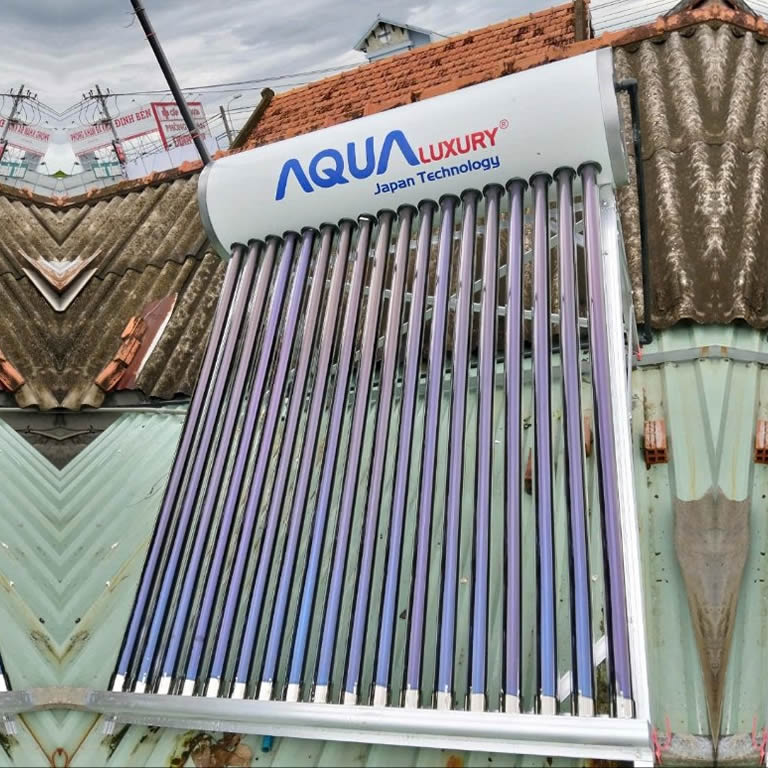 Máy nước nóng mặt trời năng lượng 240L PPr AQUA