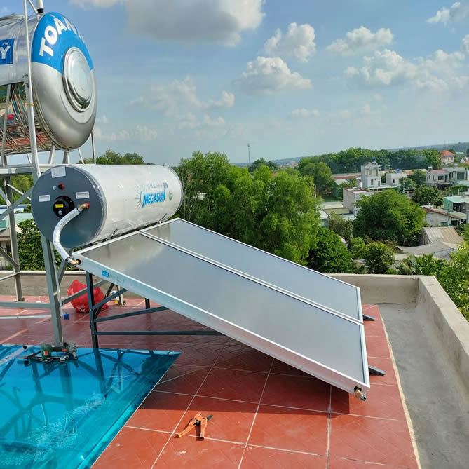 Máy năng lượng mặt trời 300 lít Megasun MGS-CT-CF