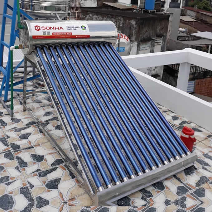 Máy năng lượng mặt trời Sơn Hà 140 lít Gold