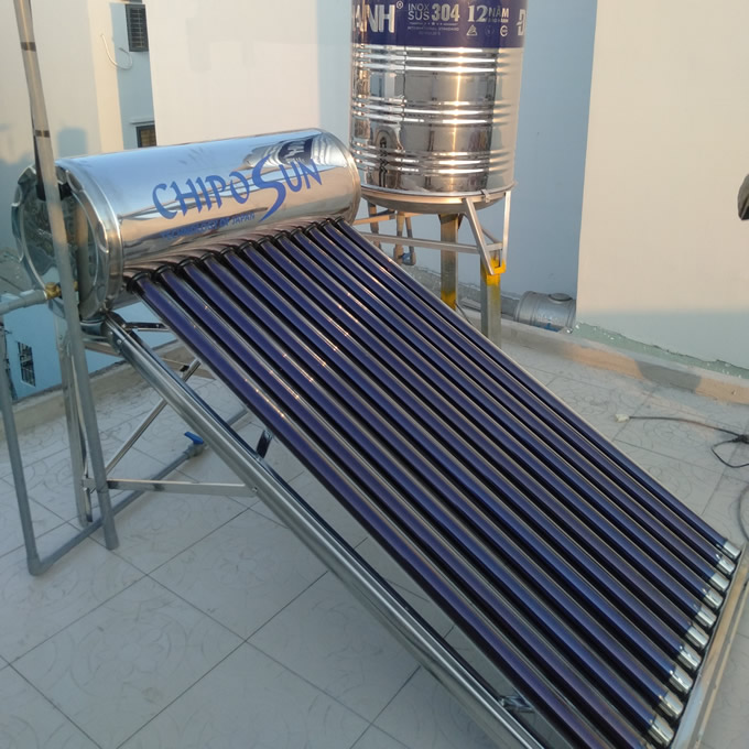 Máy nước nóng năng lượng mặt trời 200 lít ChipoSun