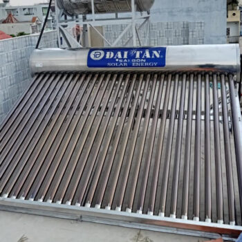 Máy nước nóng năng lượng mặt trời 260L Đại Tân
